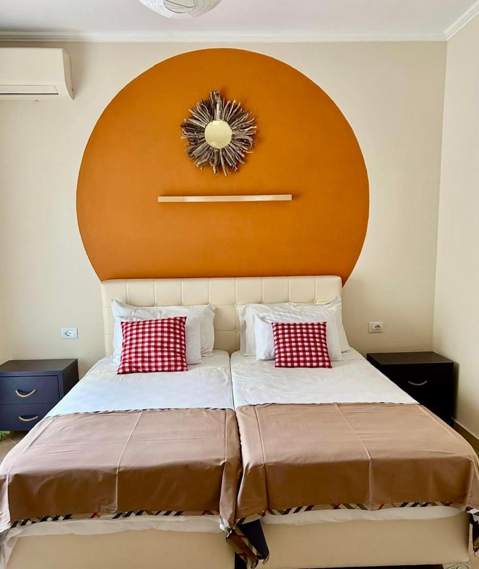 Family Tree - Quiet Area - Self Check In Aparthotel Golem  Exterior photo